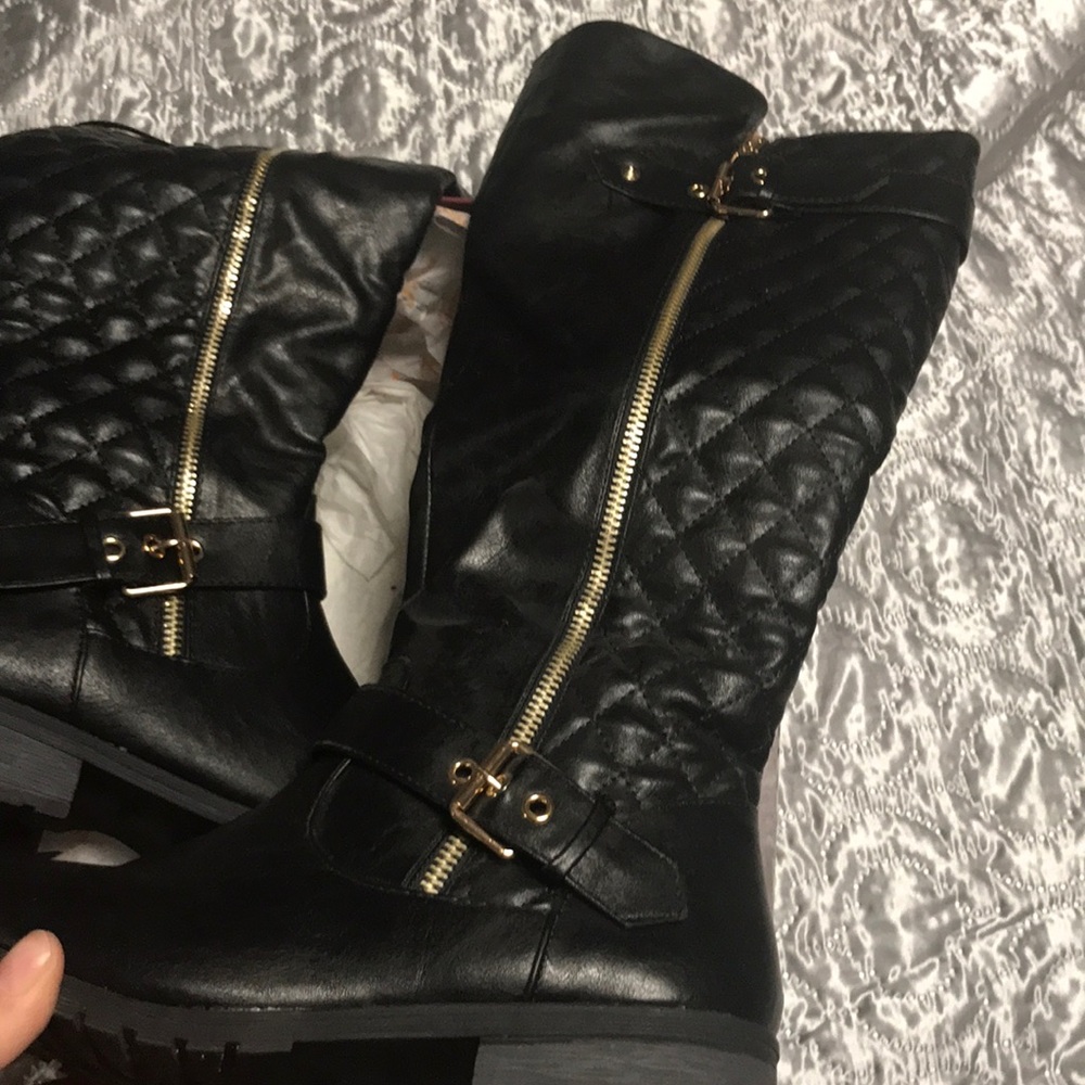 Black boots